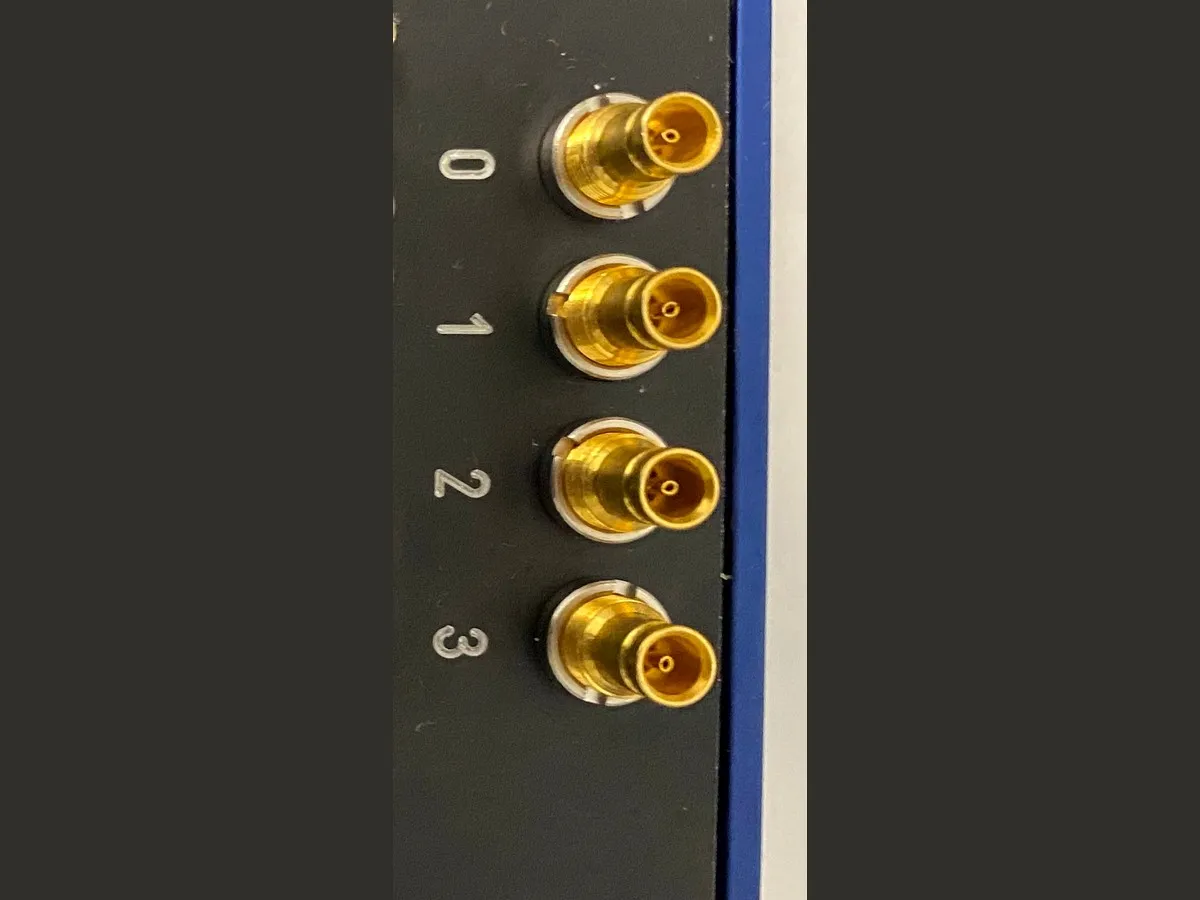 CoaXPress connectors 0–3 on Tecphos multi-interface unit