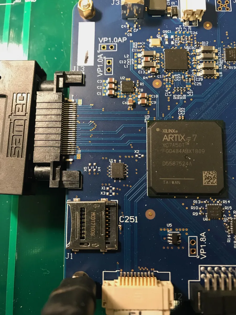 ROIC test system I/O and connectors